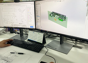 累計1000台を超える特注台車の開発実績